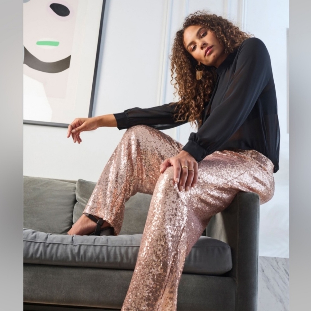 Torrid gold PULL-ON WIDE LEG SEQUIN HIGH-RISE PANT size 4